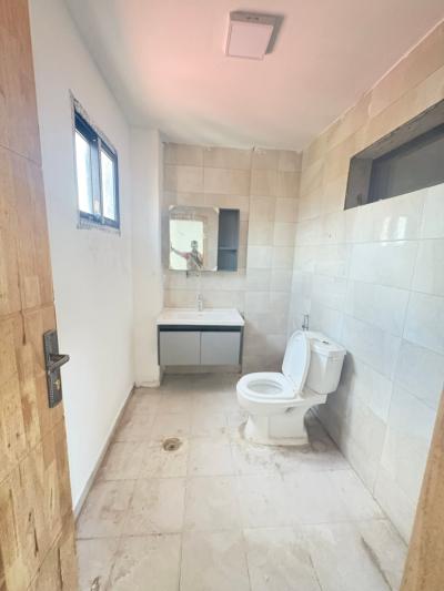 Studio : appartement de 3 pièces - Nongo.